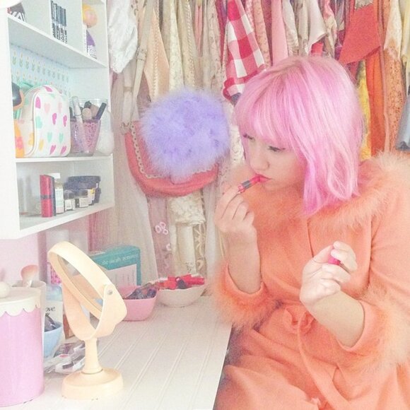 Vintage orange belted robe with feather trim - fits like a medium - Picture 2 of 7